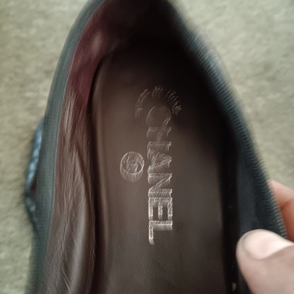 Chanel quilted flats - Picture 4 of 6